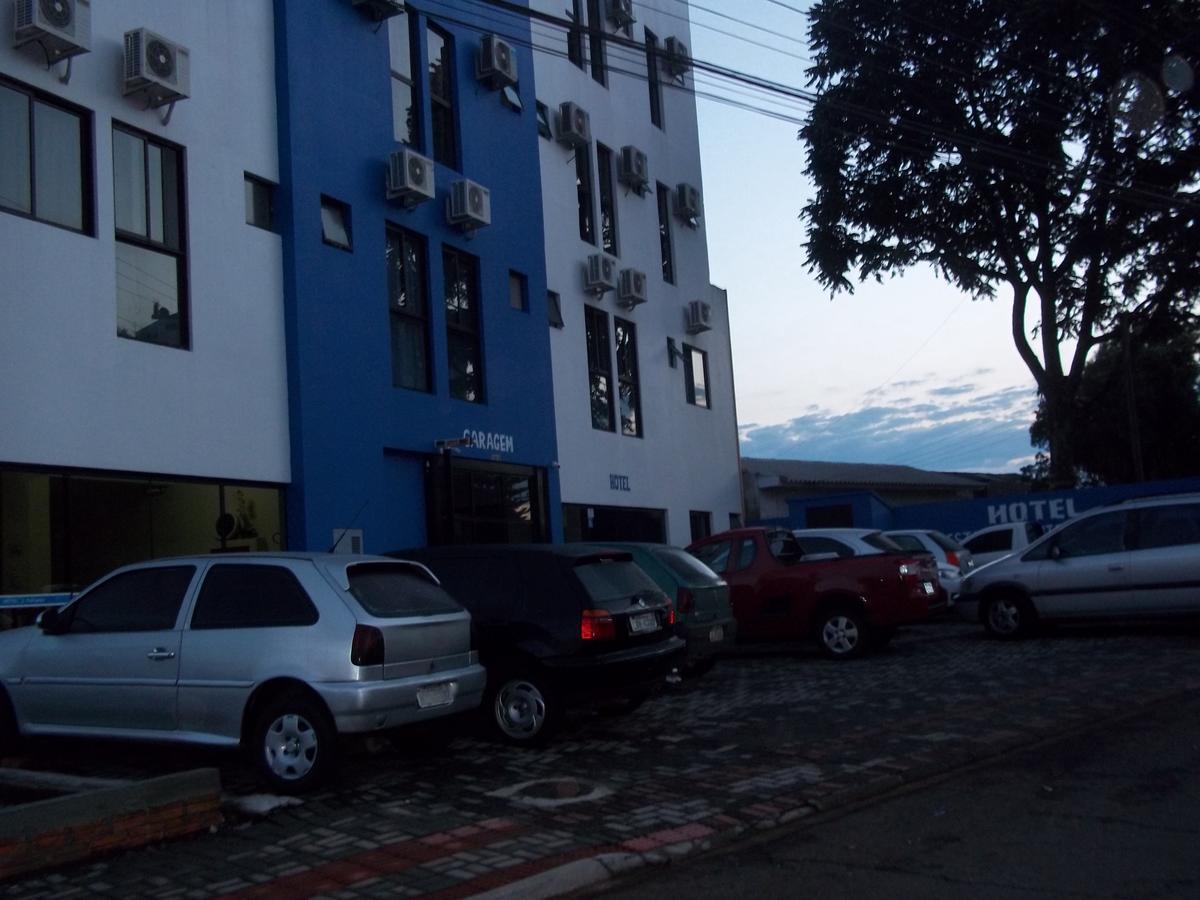 Hotel J Ferarrini Chapecó Buitenkant foto